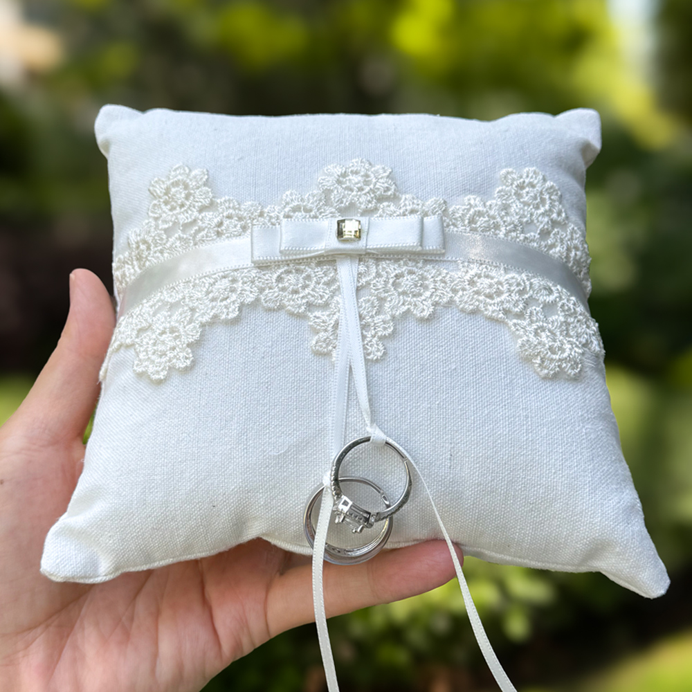 Cuscino Portafedi in Lino, con - Ring Bearer Pillow recensione e prezzo